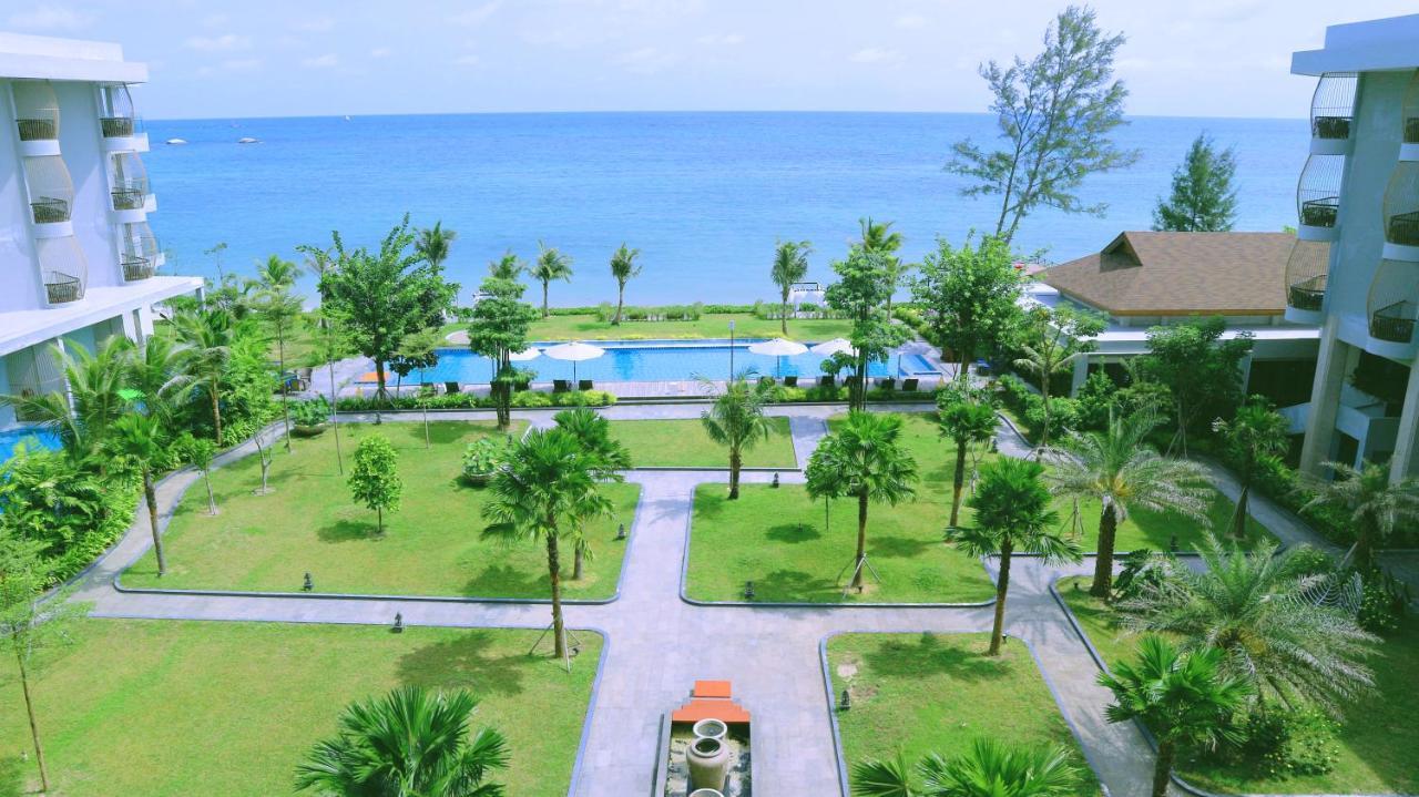 Hotel Santika Premiere Beach Resort Belitung Sijuk Exterior foto